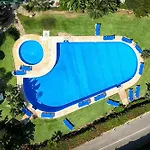 Vivi Homes - Girasol Pool, Golf, View & Terrace شقة